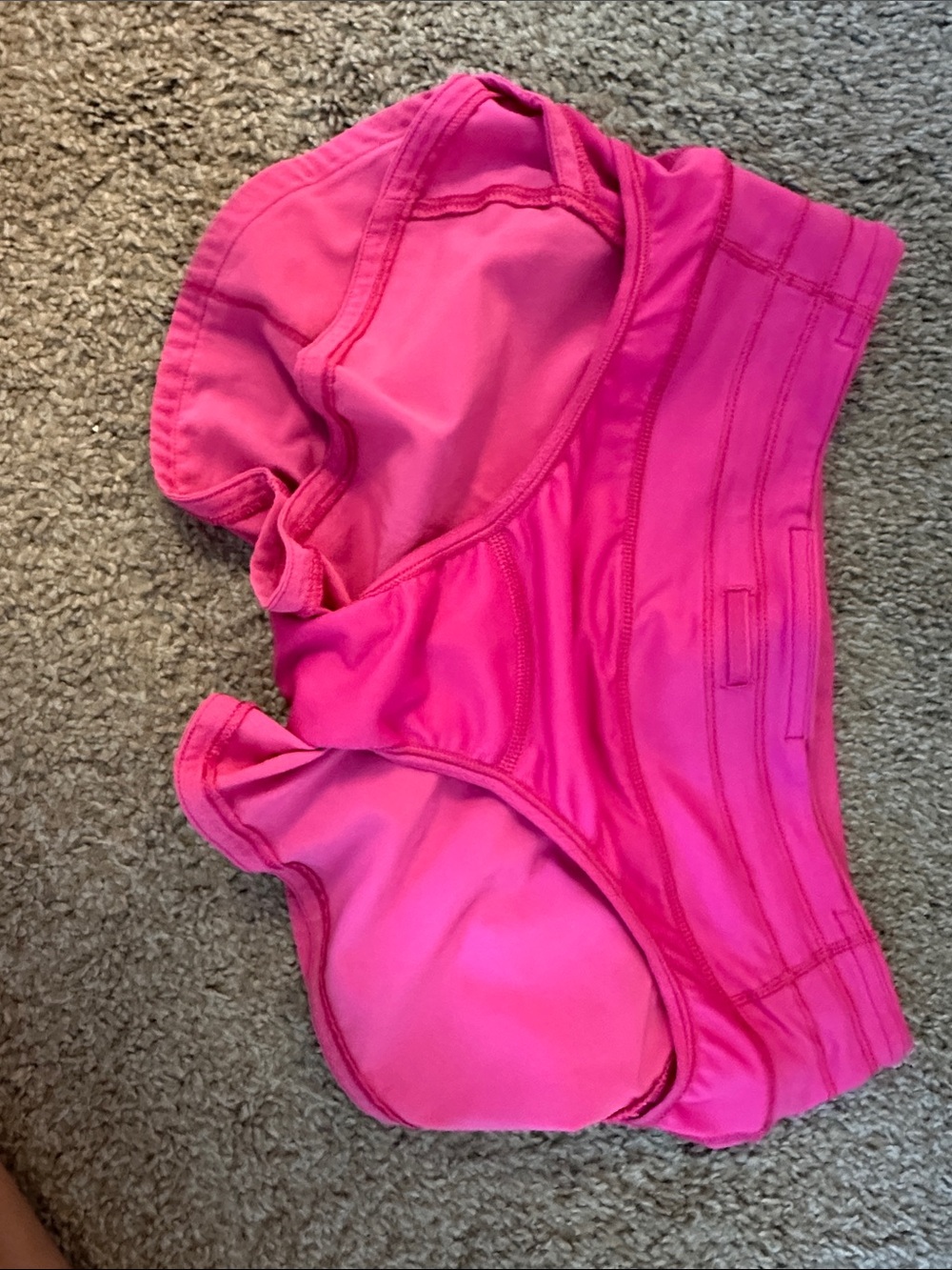 Lululemon Sonic Pink Speed Up Low-Rise Lined Shorts 2.5” - Picture 4 of 5
